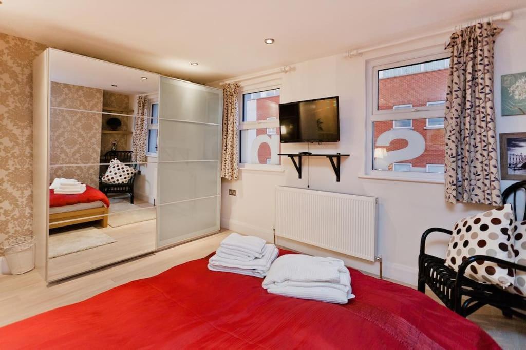 Whole House In Central Camden Town Лондон Экстерьер фото